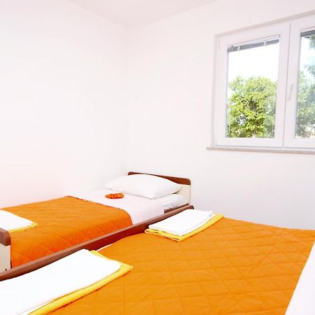 Apartments With A Parking Space Seline, Paklenica - 6603 Starigrad Paklenica Habitación foto