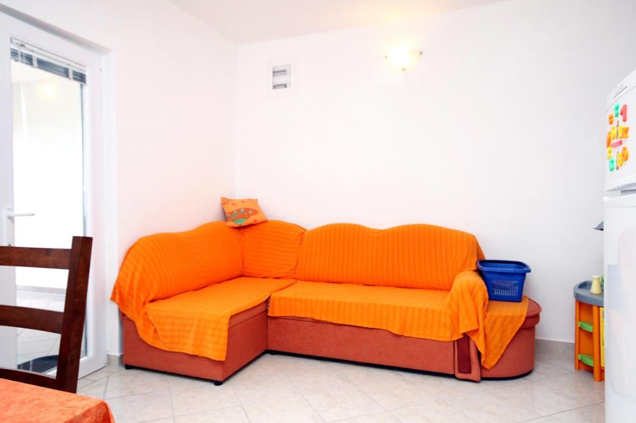 Apartments With A Parking Space Seline, Paklenica - 6603 Starigrad Paklenica Exterior foto